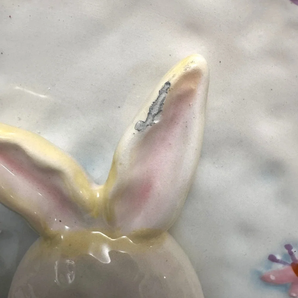 Set of 3 3-D Easter Bunny Rabbit Plates Spring‎ Figurines Butterflies Flowers